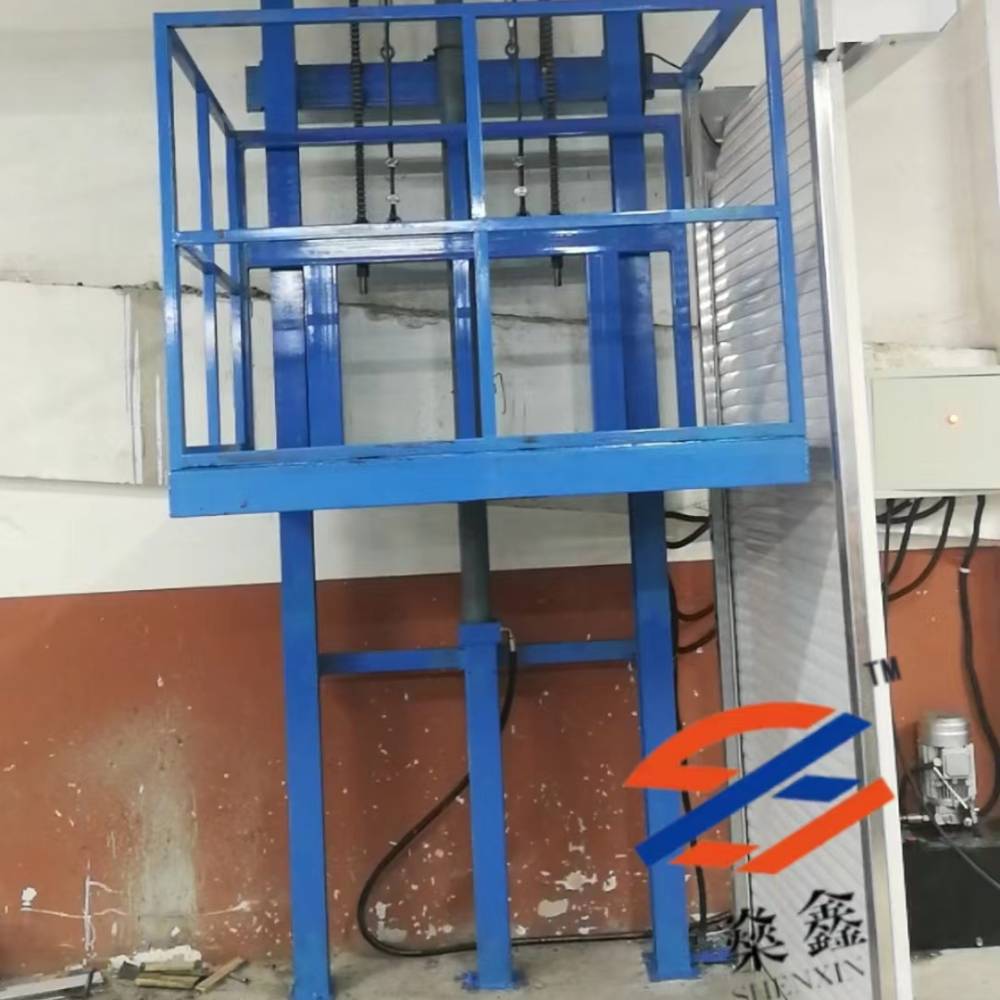 單臂導(dǎo)軌式升降機(jī) 單臂導(dǎo)軌式升降機(jī)